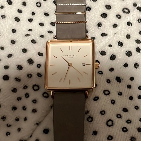 Rosefield West Village women’s timepiece - Picture 1 of 4